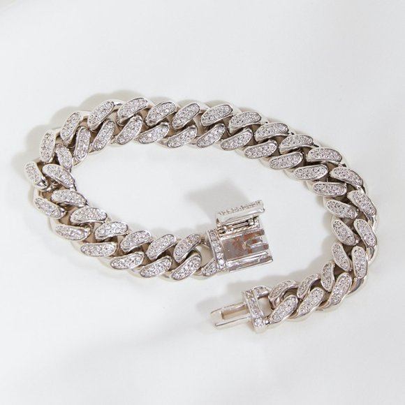 GNJ MANUFACTURING Curb Chain Bracelet in Silver - Picture 3 of 3